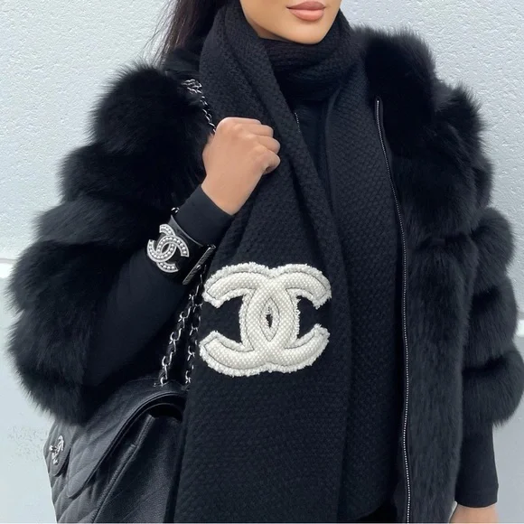 NEW 100% REAL FOX FUR BLACK COLOR JACKET